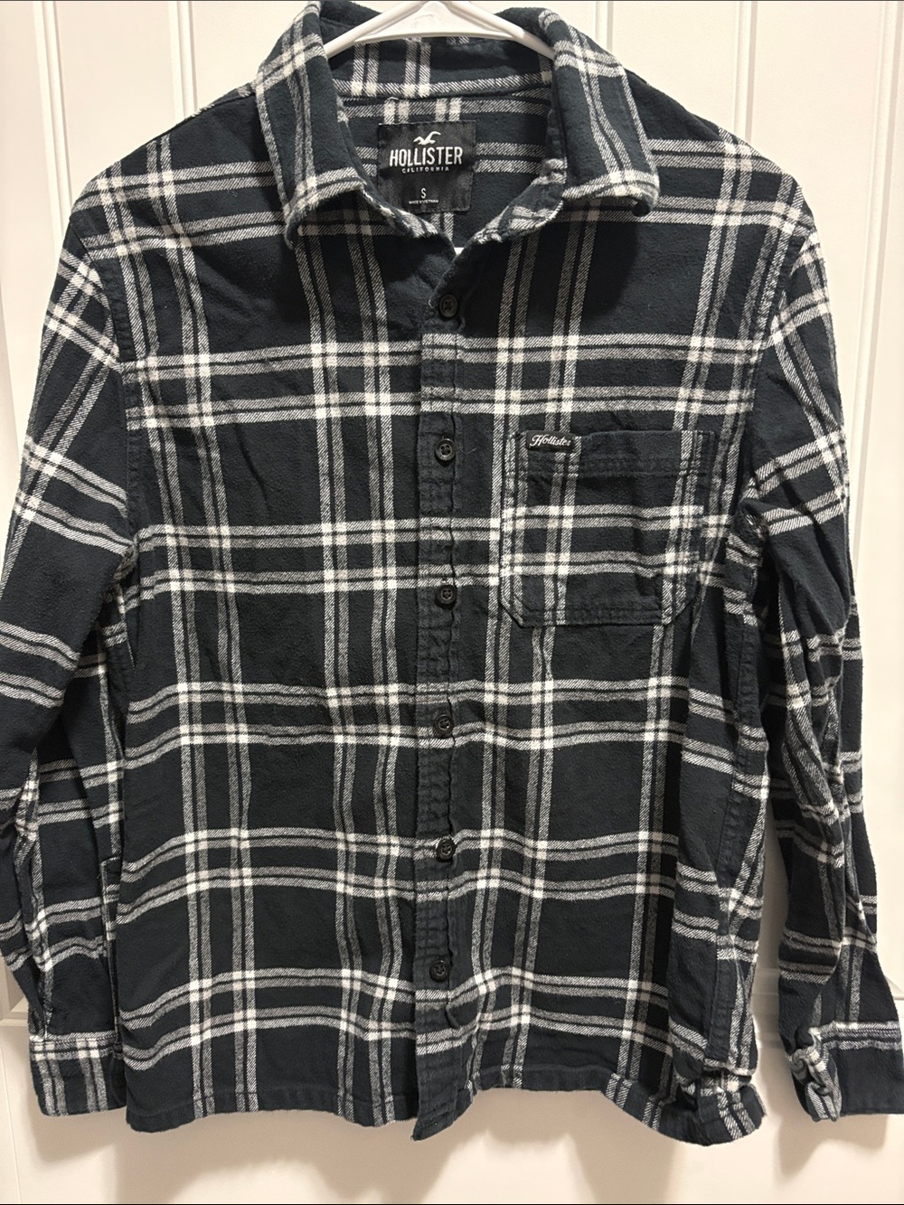 Hollister Women’s Small Black White Plaid Flannel Button Down Shirt